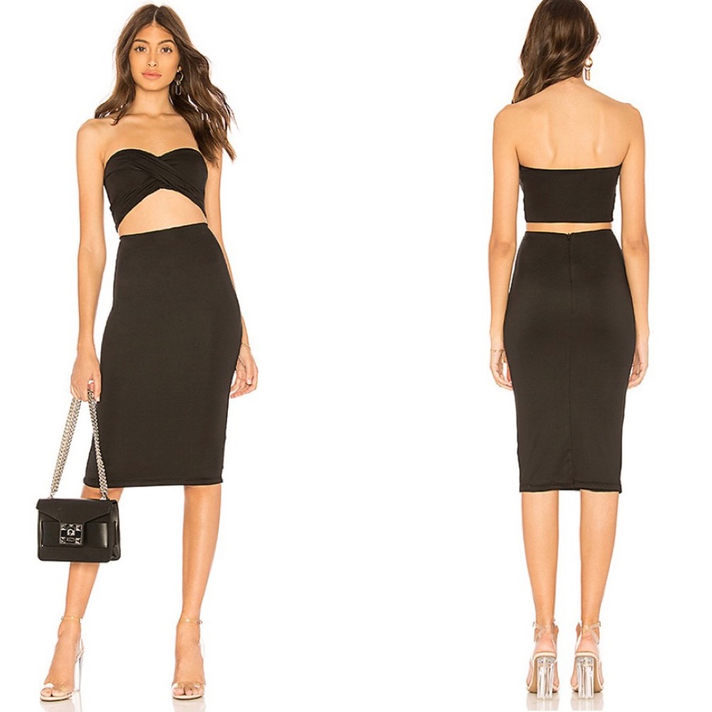 by the way. NWT Rhinna Twist top + Midi skirt set